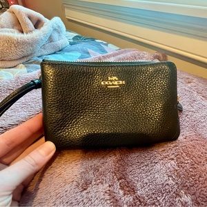 Coach Double Corner Zip Wristlet